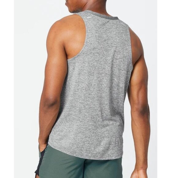 Nike Men's Dri-FIT Rise 365 Tank - Picture 4 of 10